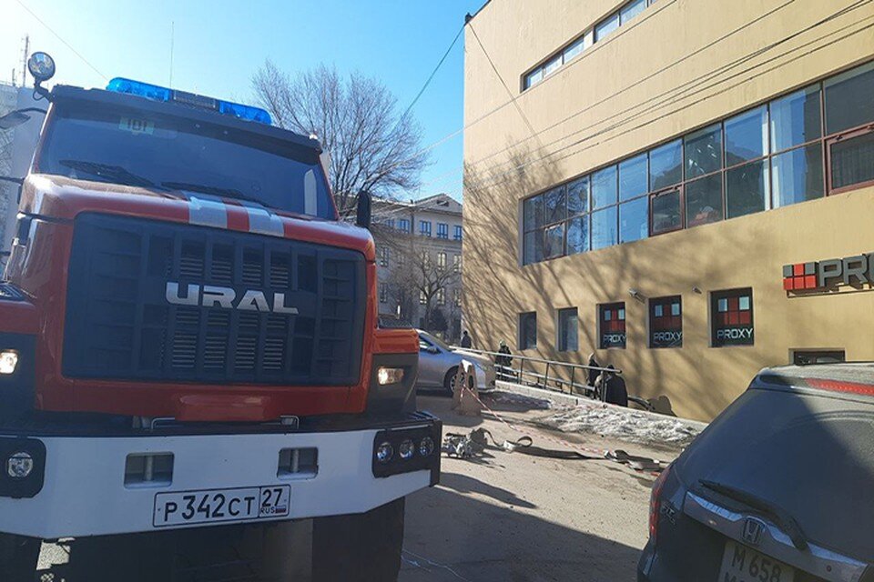     На вызов прибыли 10 человек личного состава и три единицы техники  ГУ МЧС России по Хабаровскому краю