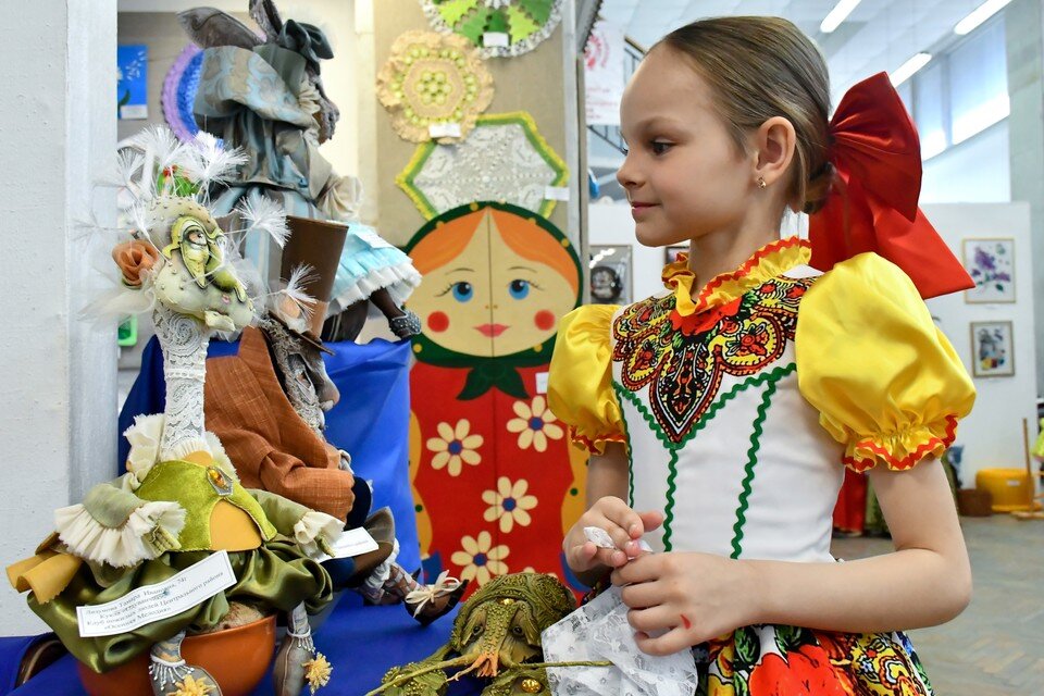     В Волгограде открылась выставка «Диво дивное». Геннадий БИСЕНОВ