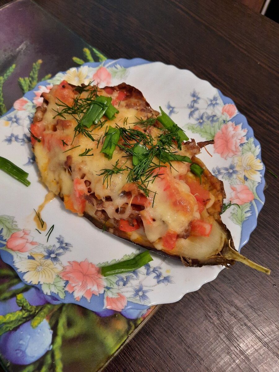 Баклажан с мясным соусом