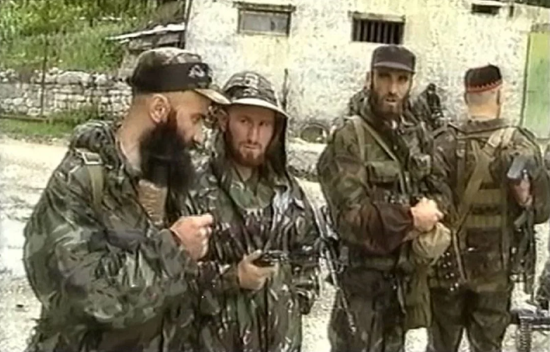 Вторжение Басаева в Дагестан 1999. Басаев и Хаттаб в Дагестане 1999. Вторжение Шамиля Басаева в Дагестан.