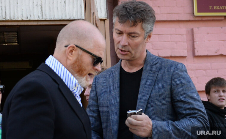    Когда-то Кабанов (слева) и Ройзман* были хорошими товарищами