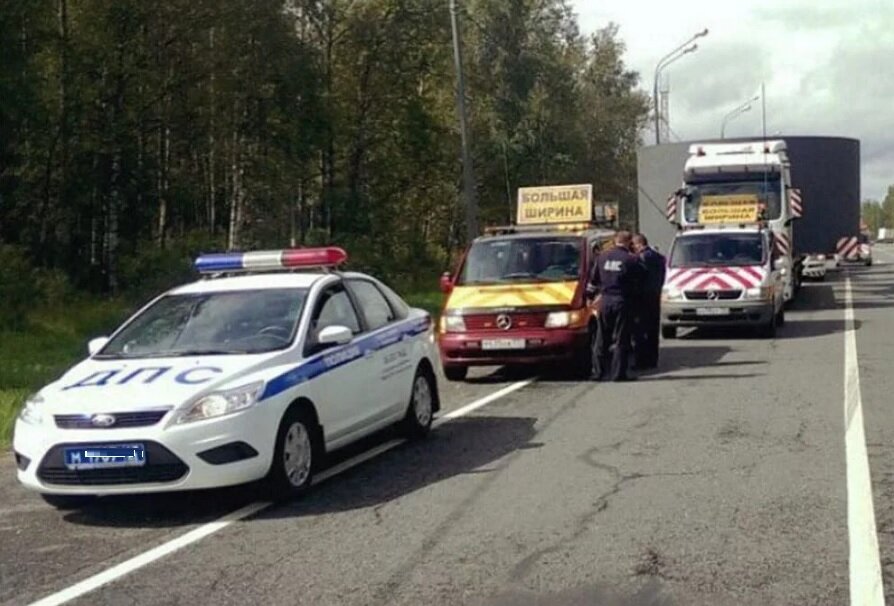 Сопровождение негабаритных грузов
