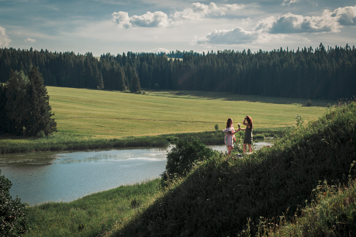 ".. а скоро ведь лето!"