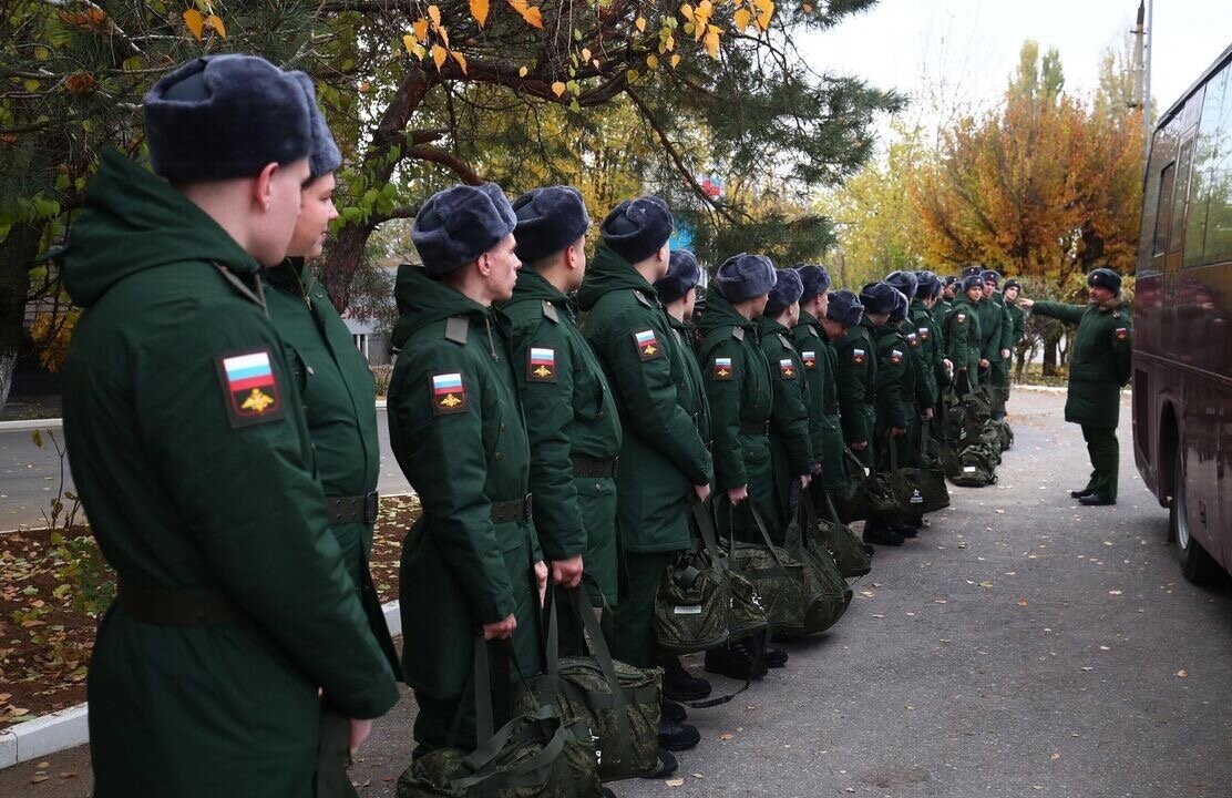    Генштаб: все срочники весеннего призыва 2023 года будут служить в России