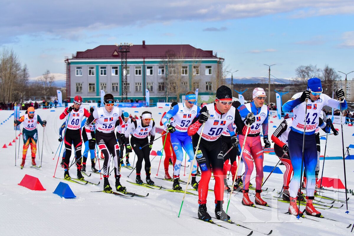 Спорт сеть мончегорск. Чемпионат России по лыжным гонкам 2022 Мончегорск. Чемпионат России по лыжным гонкам 2022. Марафон 70 км лыжи в Мончегорске. Лыжные гонки Мончегорск.