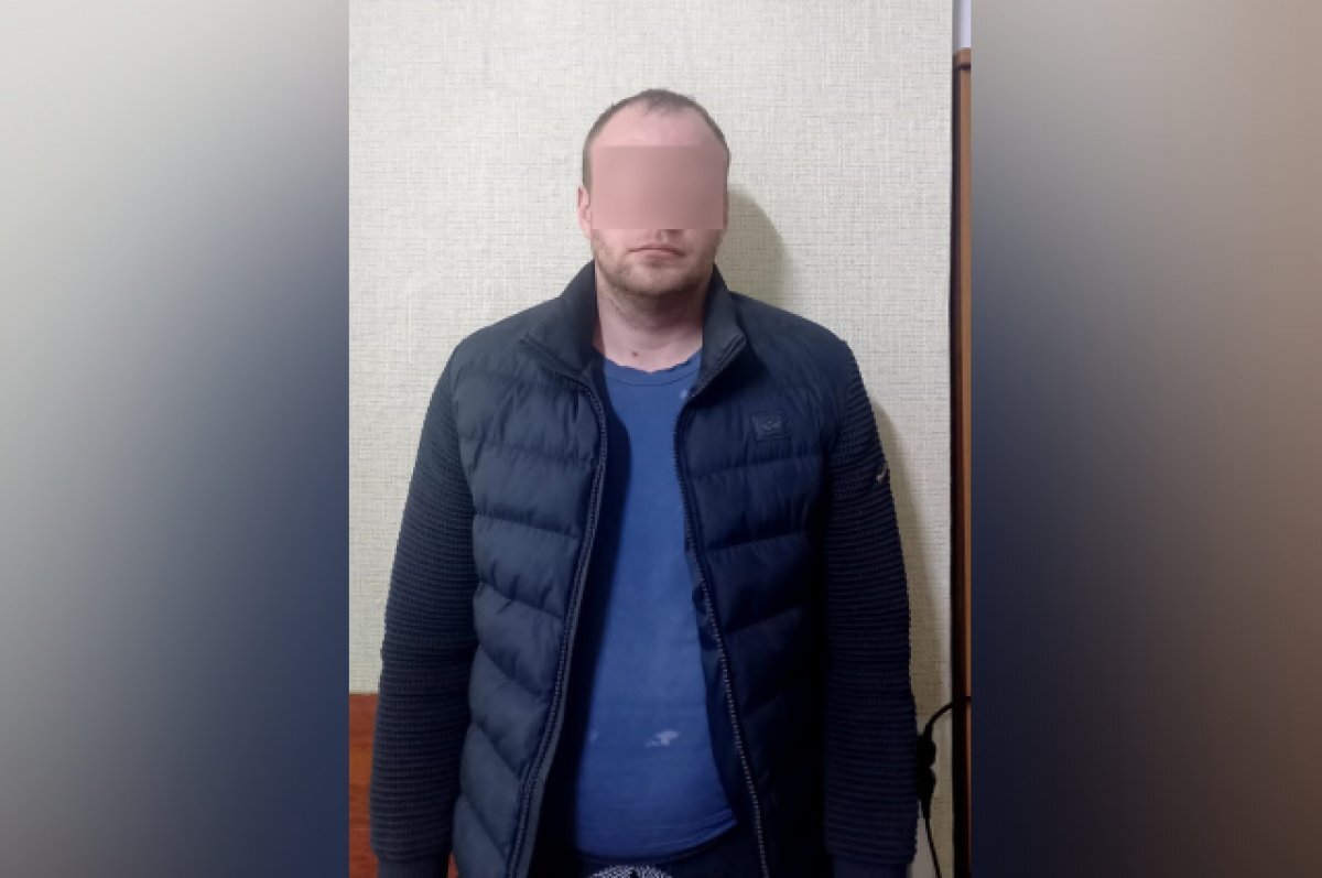    Иркутянина оштрафовали за наклейку с восьмиконечной звездой на автомобиле