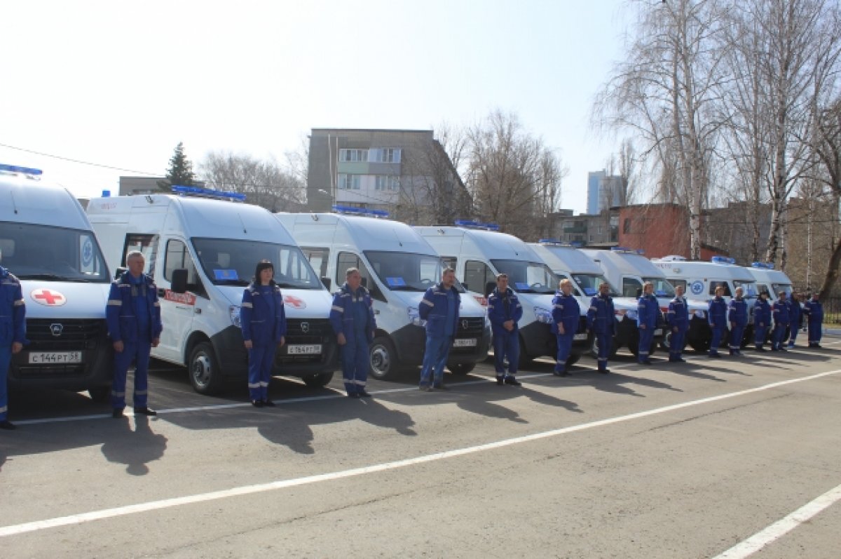    В пять районов Пензенской области отправились новые машины скорой помощи
