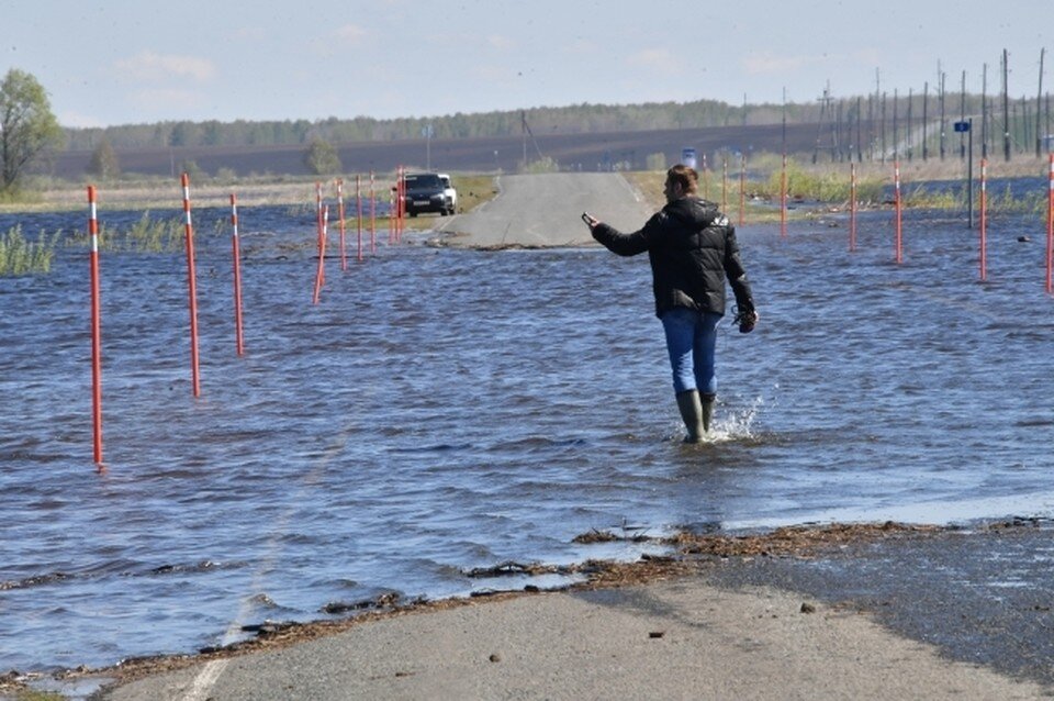     В городе существует риска затопления талыми водами. Владимир ВЕЛЕНГУРИН