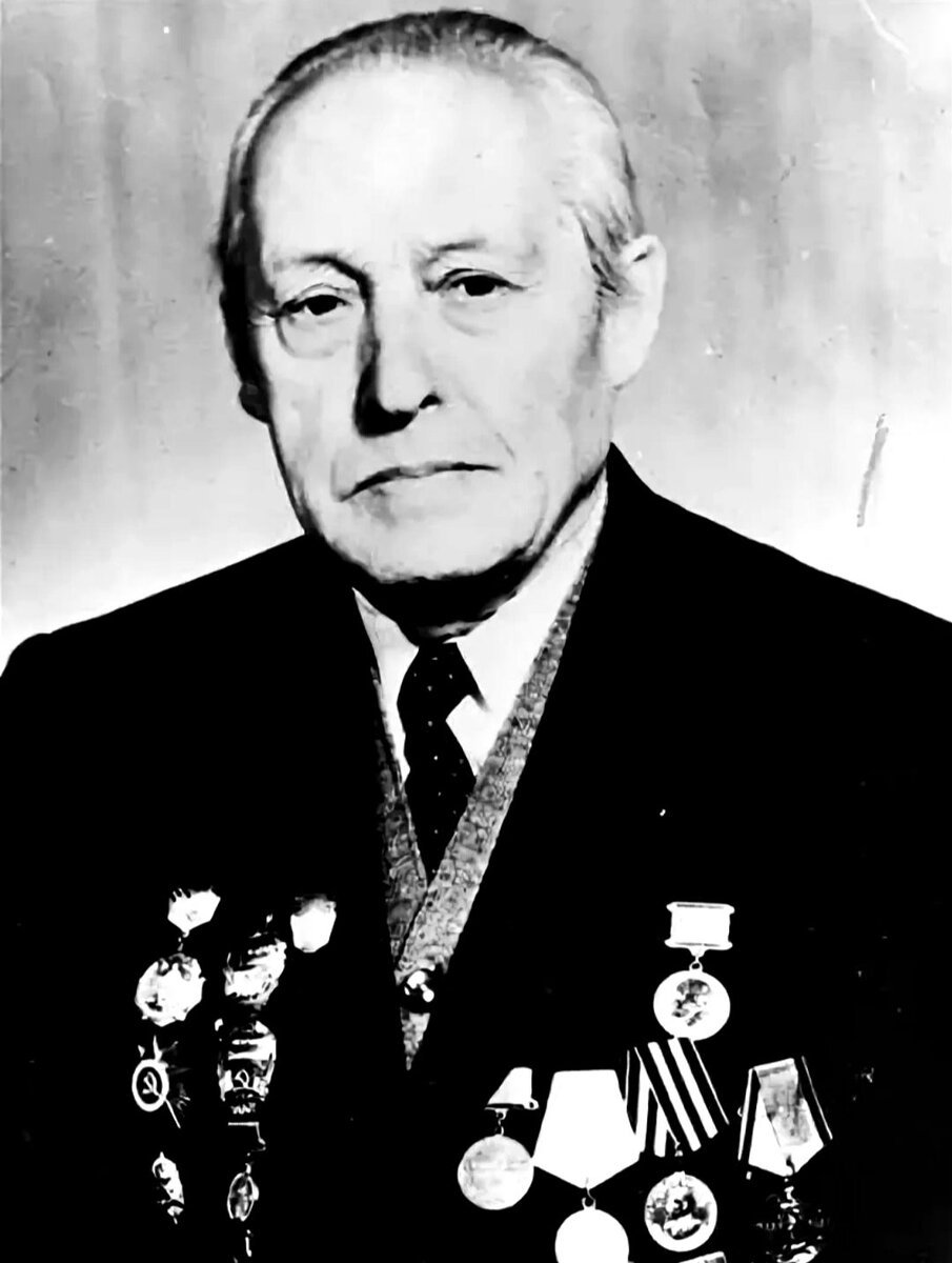 Вениамин Григорьевич Бушков