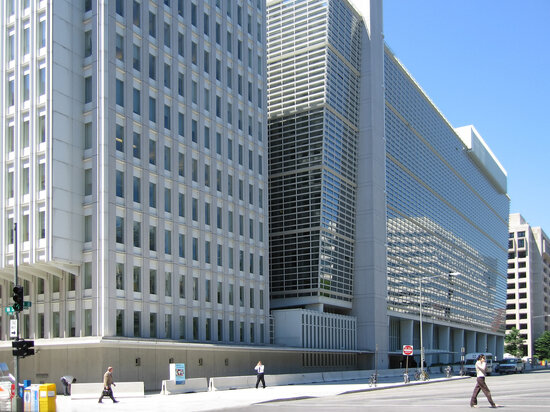     Штаб-квартира Всемирного банка в Вашингтоне. Фото: Wikipedia.org.