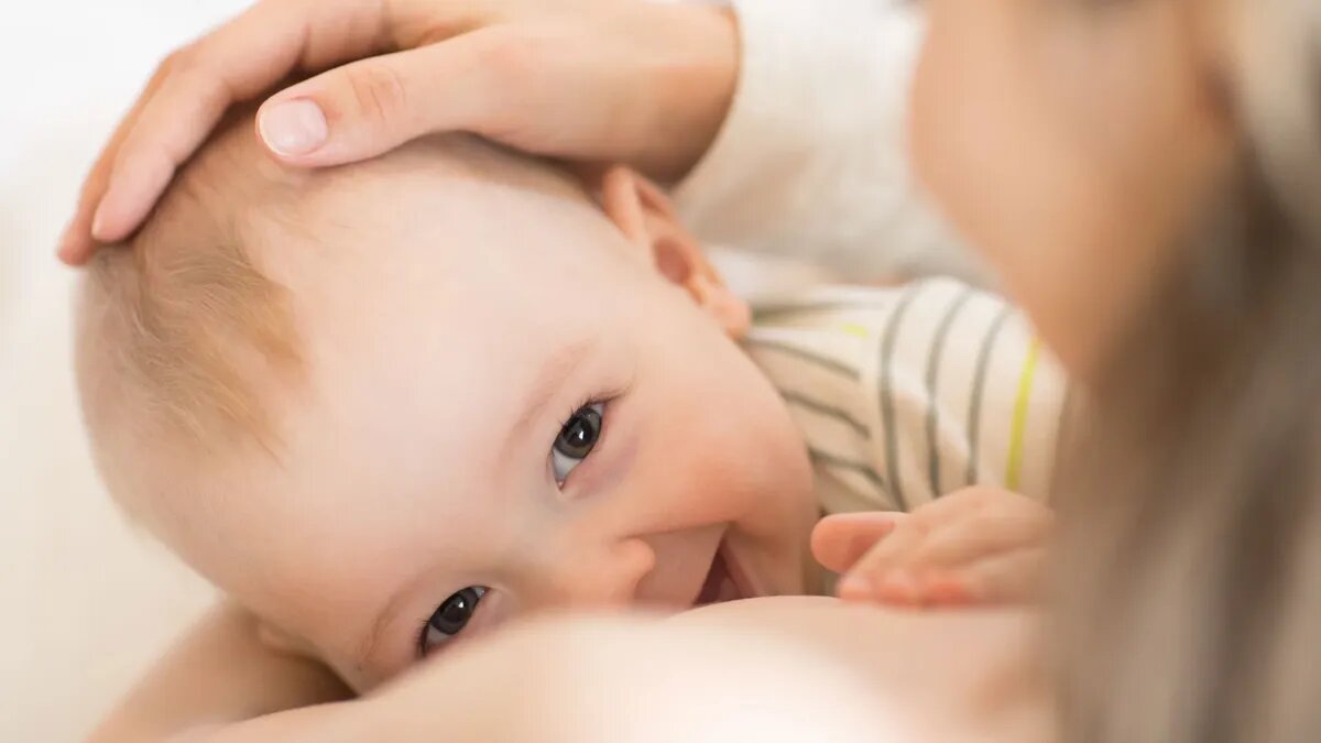 Цвет грудного молока может говорить о ряде заболеваний. Фото: pxhere.com