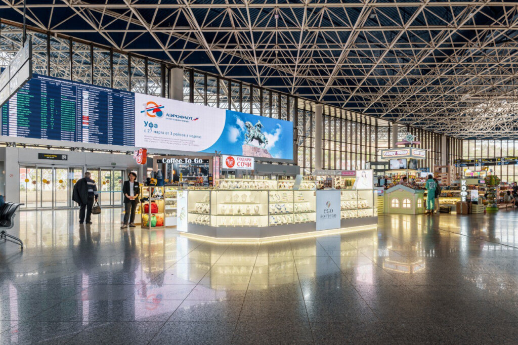 К туристическому сезону готов: о работе Аэропорта Сочи рассказал гендиректор «Аэродинамики»