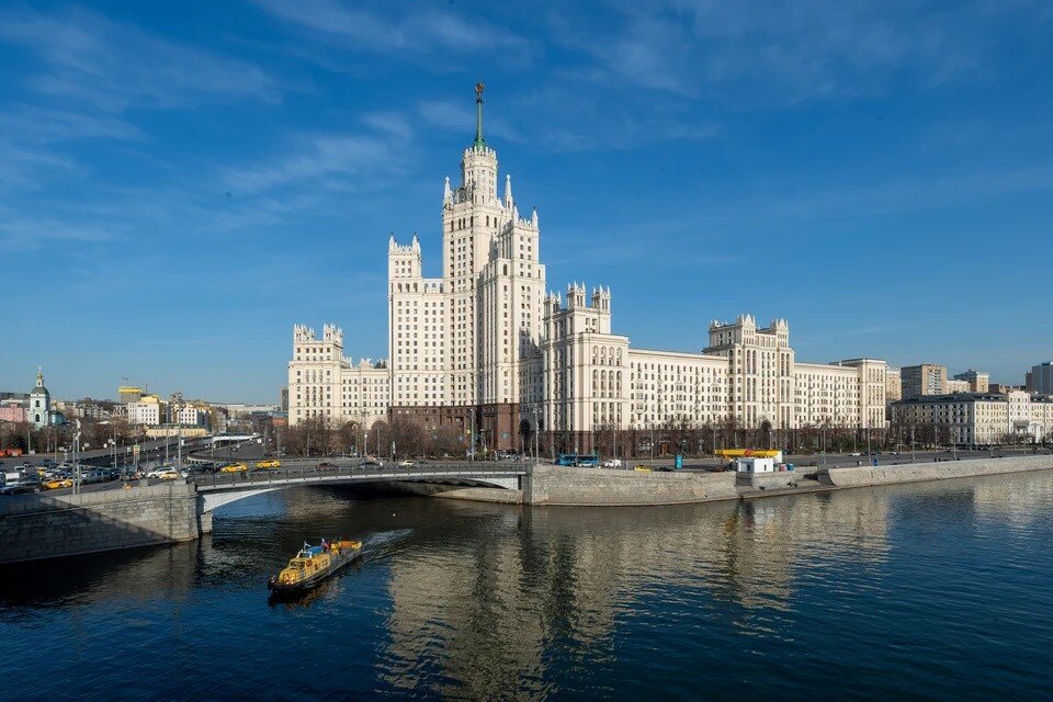     В Москве на следующей неделе ожидается потепление до +16…+18 градусов Михаил ФРОЛОВ