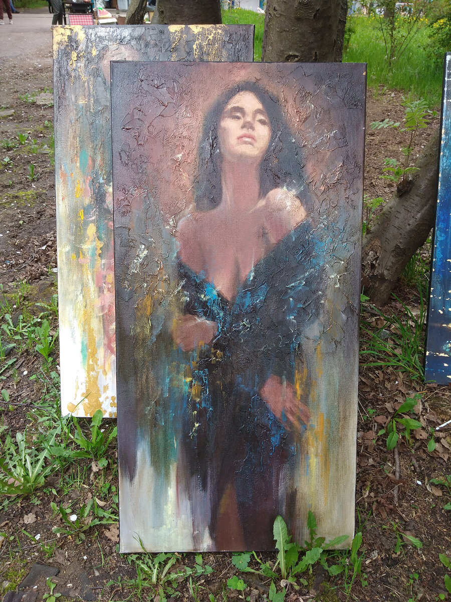 А похожа, очень. 