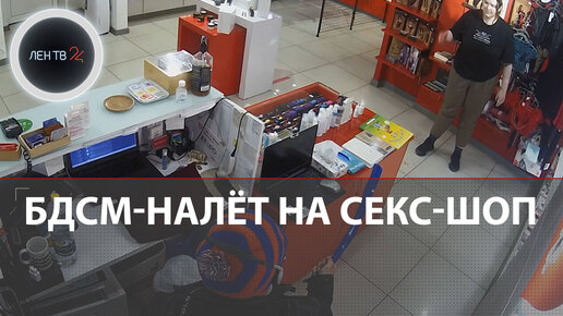 Горячая шлюха ГОЛАЯ в ОБЩЕСТВЕННОМ продуктовом магазине! - gold-business.ru