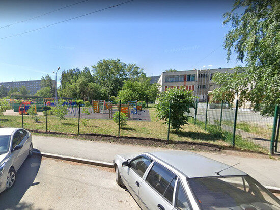     Девочка утром ушла в школу №147 и перестала выходить на связь. Фото: google.ru/maps