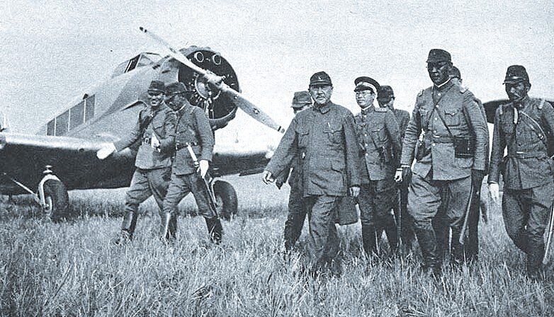 Имперские офицеры у озера Хасан. Август 1938 г.
