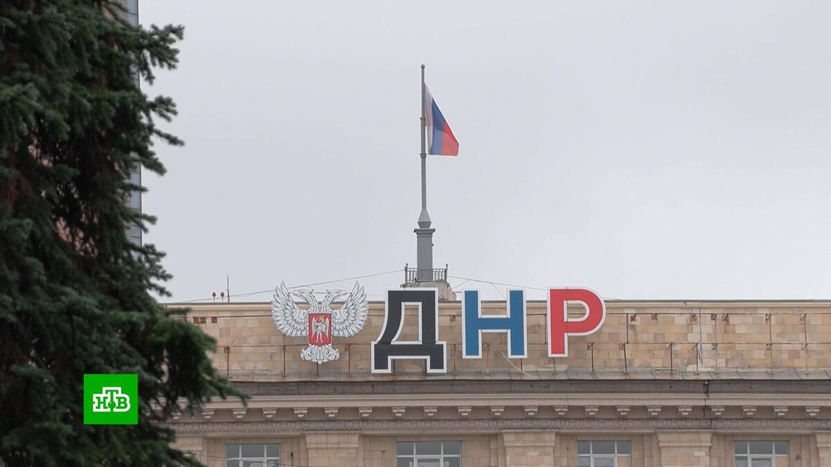    Безопасность и соцпрограммы: что обсуждал Владимир Путин с главами новых регионов