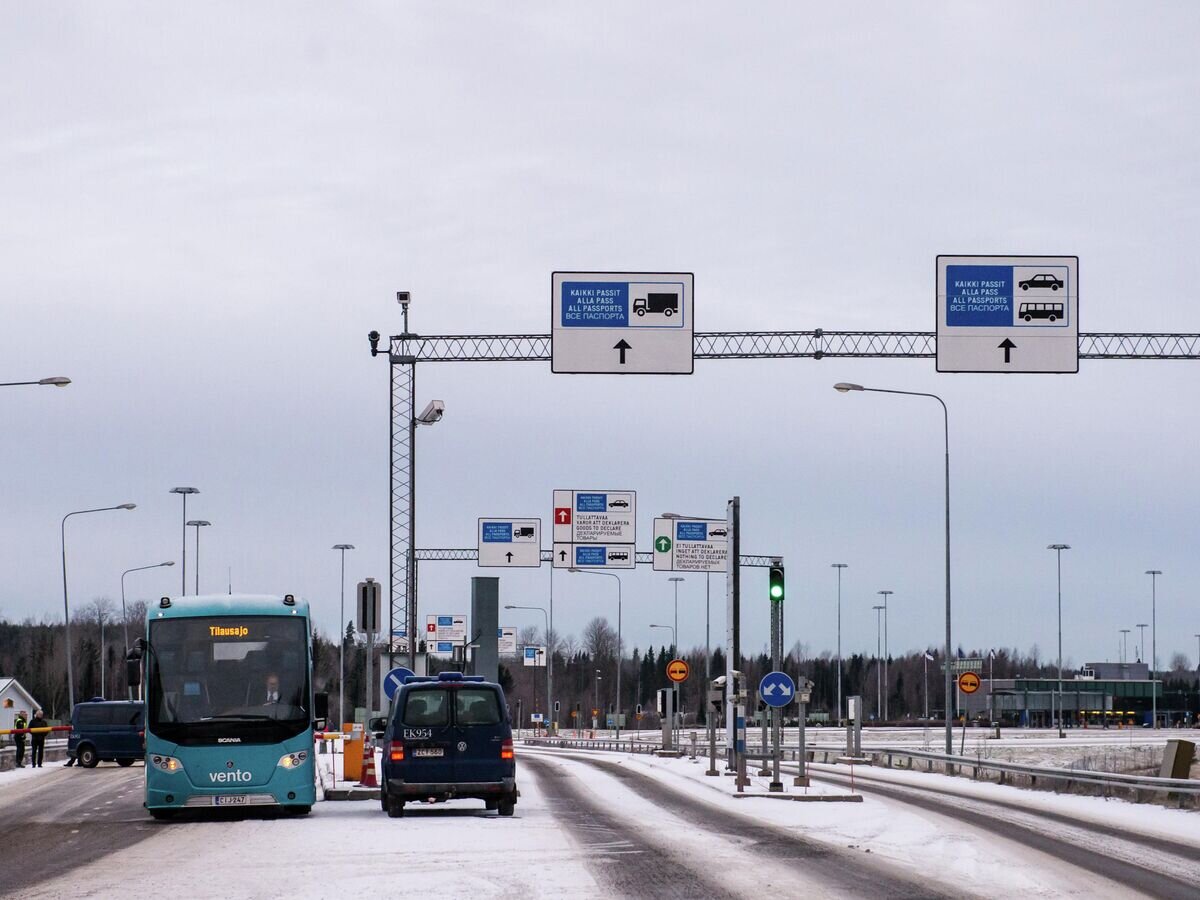    Финский пограничный пункт пропуска автомобилей на границе РФ и Финляндии© РИА Новости / Алексей Даничев