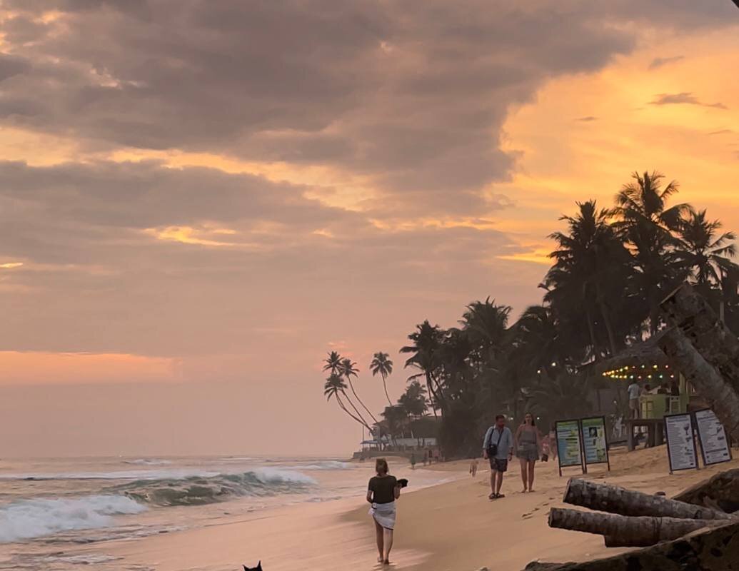 Шри-ланка, пляж Хиккадува