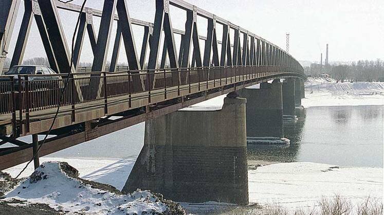    ВИТАЛИЙ НЕВАР/ТАСС На смену стали в мостостроении приходит алюминий