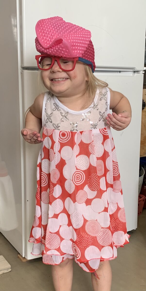 Заезда моя младшая