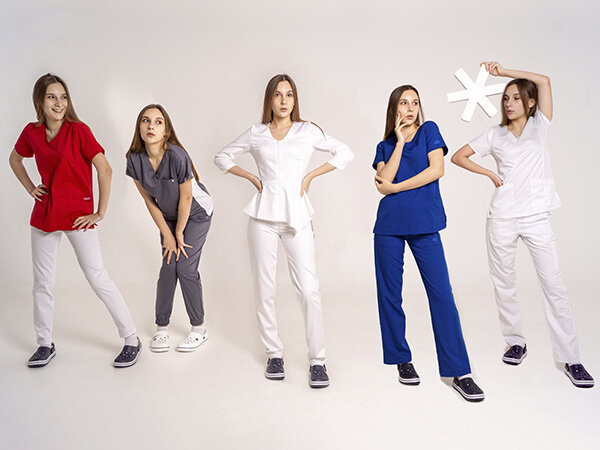 Модная медицинская одежда