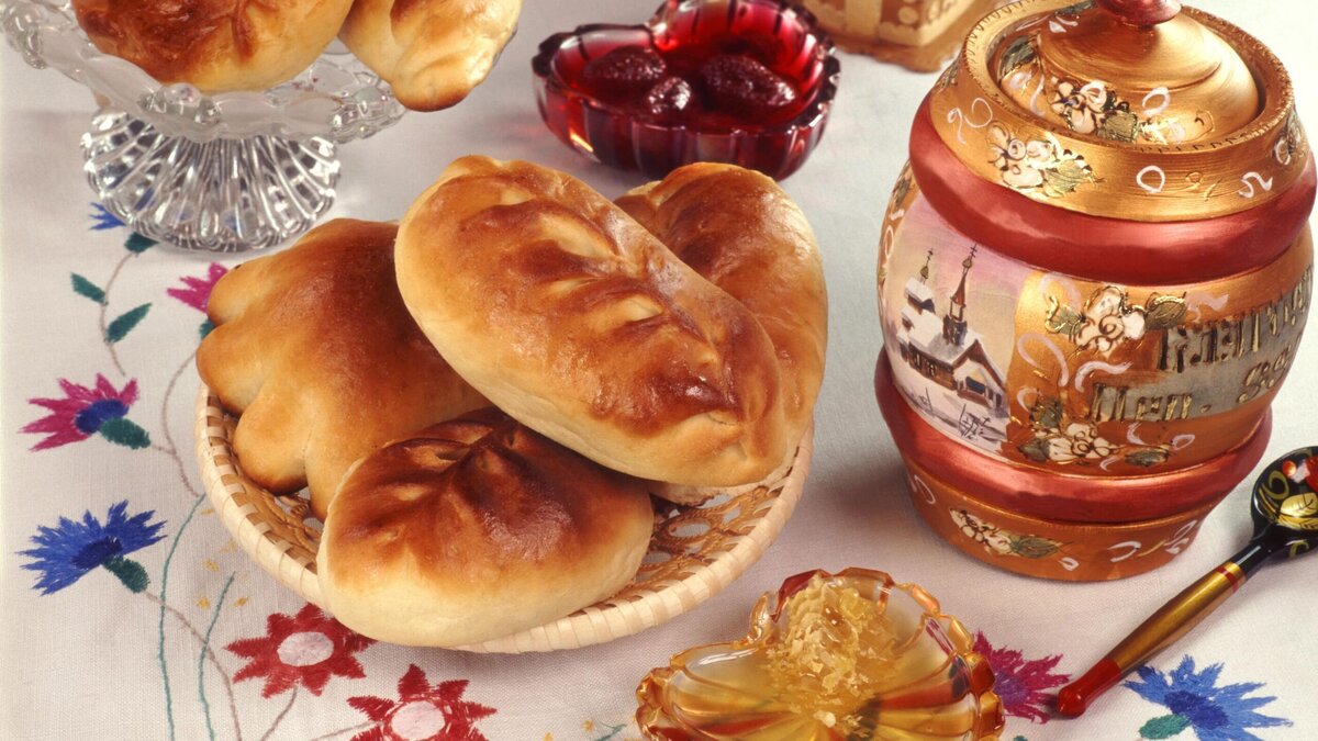    Пирожки© Globallookpress Anatoly Prososov