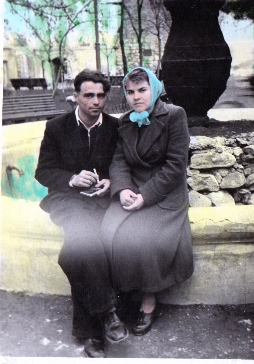 Мои прабабушка Лариса и прадедушка Коля