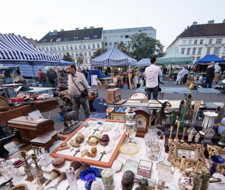 Так выглядит блошиный рынок в Австрии