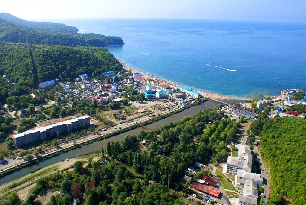 Новомихайловский достопримечательности