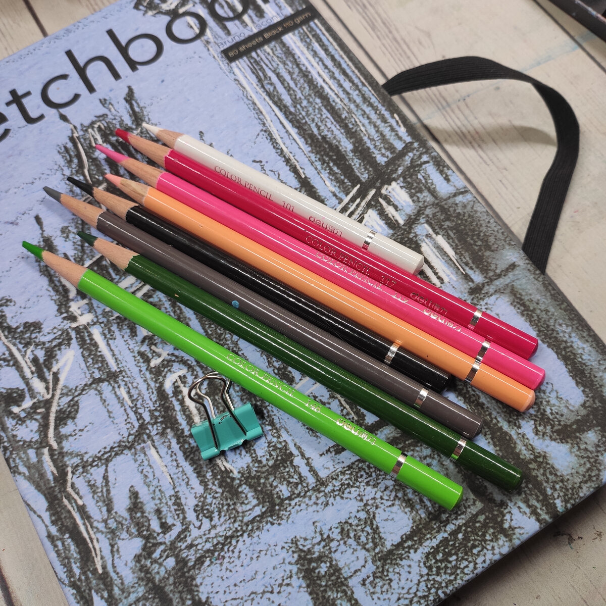 На фото использованная цветовая гамма