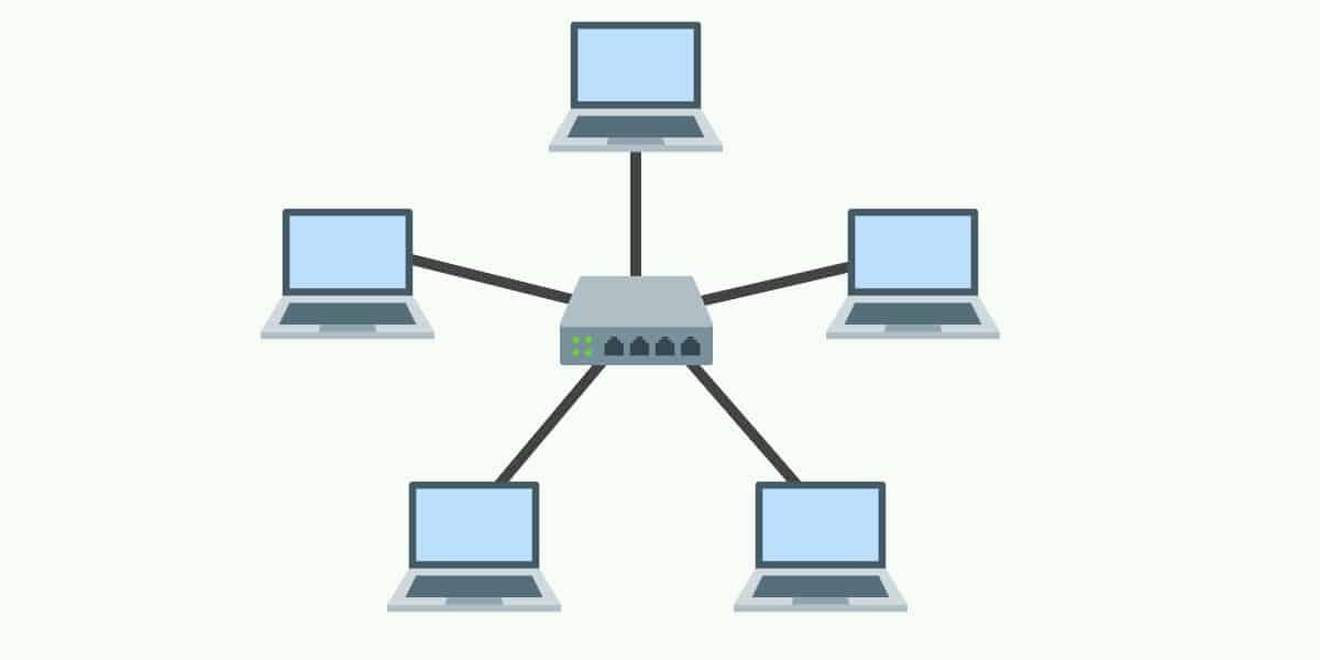 Топология компьютерных сетей - это физическая структура, которая определяет способ соединения компьютеров и других устройств в сети.-2