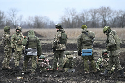    Военнослужащие ВС РФ ©Алексей Майшев РИА Новости