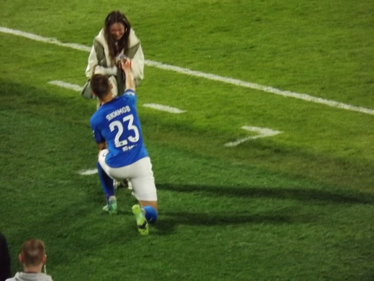 Такое не забывается! Вячеслав Якимов делает предложение своей девушке!