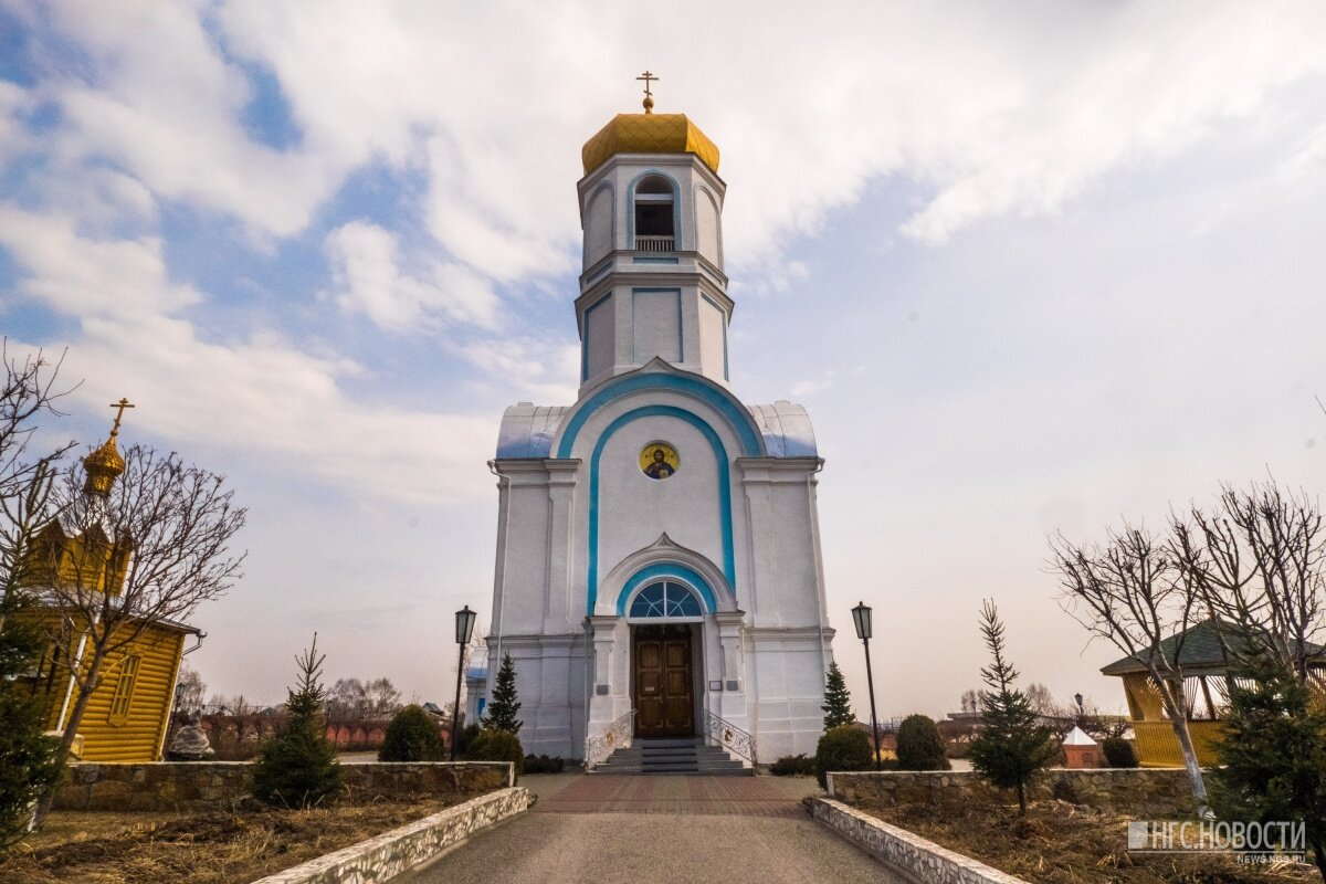 Храм Александра Невского Колывань