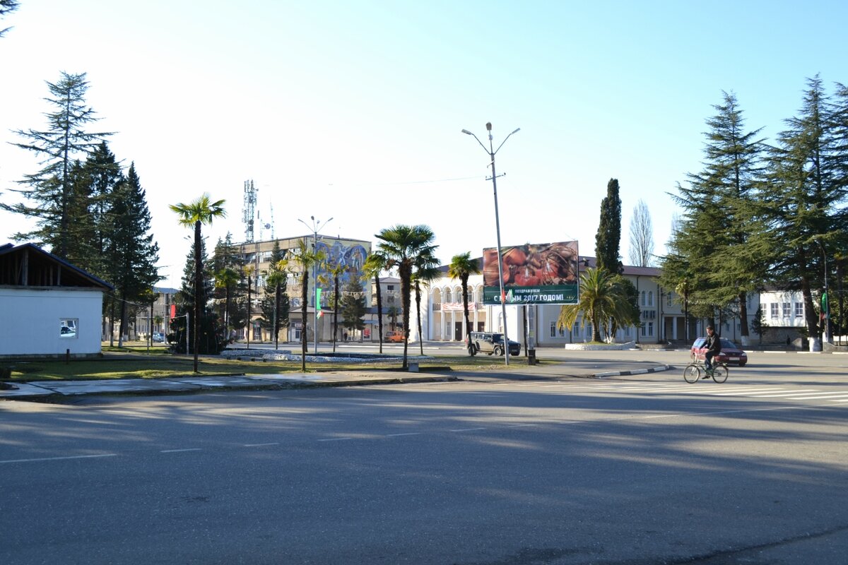  Центральная площадь Гала