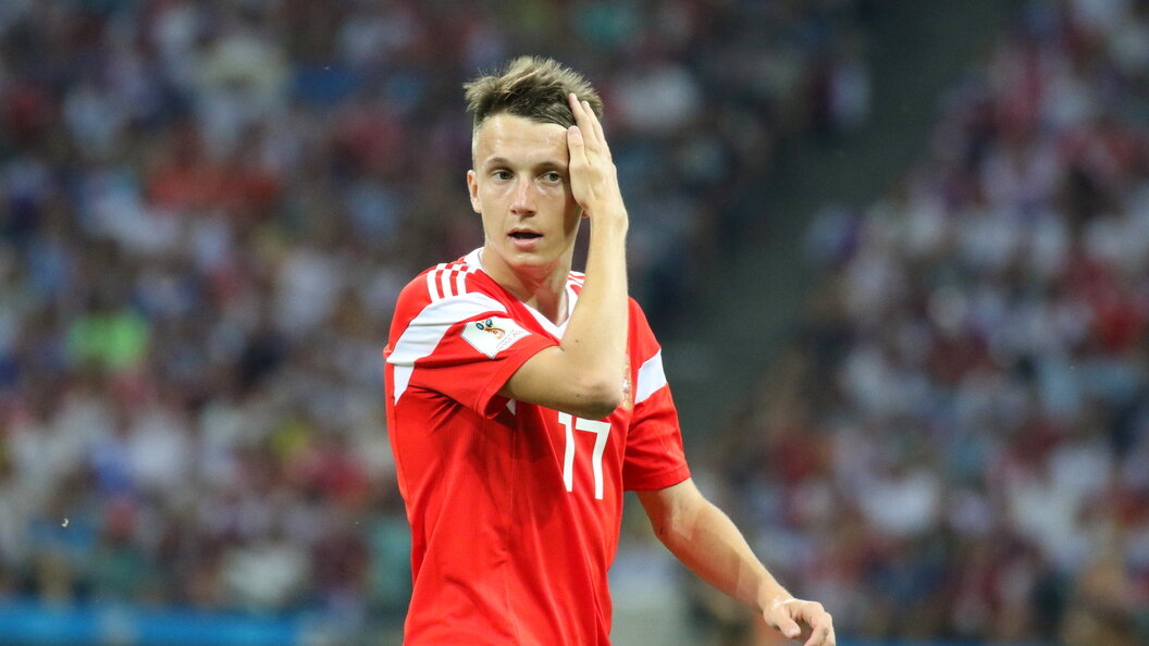 Александр Головин