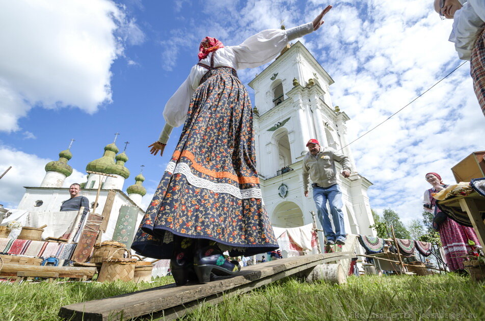 Соборная площадь Каргополь