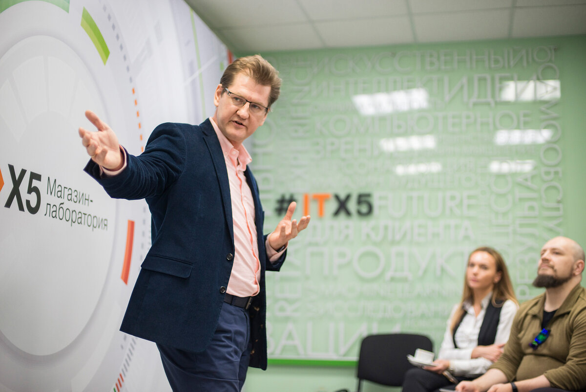 Вадим Капустин на открытии магазина-лаборатории Х5 в Москве. Фото: Х5 