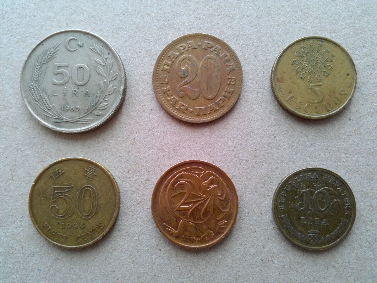 Очередной материал о чистке поступивших в Музей монет. Как и в прошлый раз, взяли 6 монет разного номинала и происхождения.-2