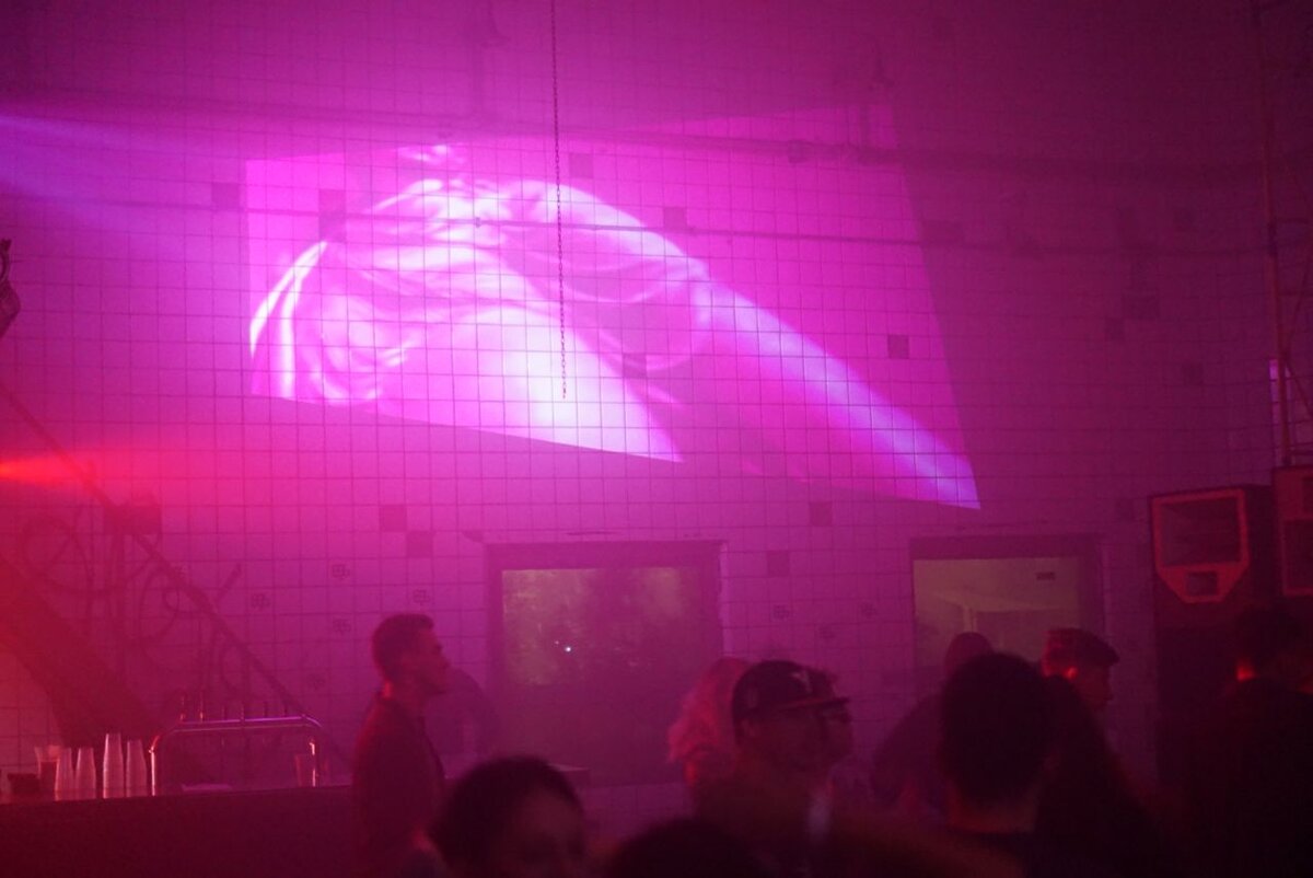 В "Плутоне" очень круто, но билеты часто стоят запредельных денег 