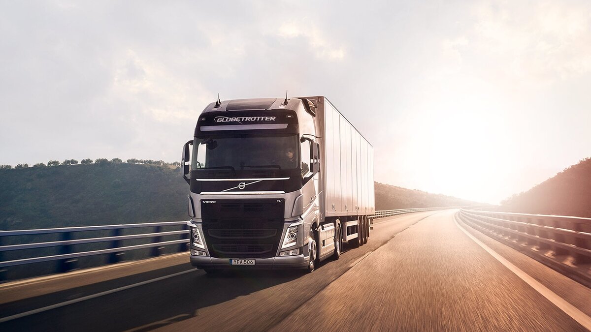 Ожидается, что на европейских рынках Volvo FH с функцией I-Save будет доступен для заказов с 11 марта (фото: Volvo Trucks)