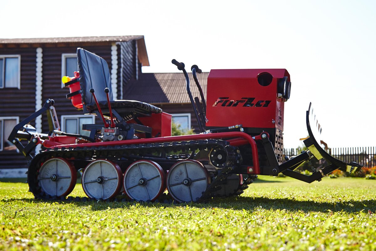 Минитрактор гусеничный microtrac mt-1s. Ламборгини гусеничный трактор 1c. Минитрактор "русич-440" гусеничный. Японский минитрактор yanmar. Гусеничный минитрактор ламборджини.