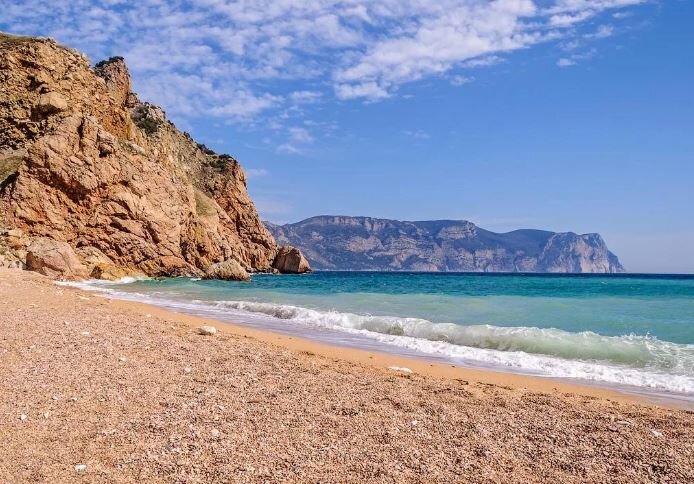 Крым. Пляж. Отдых на Черном море.