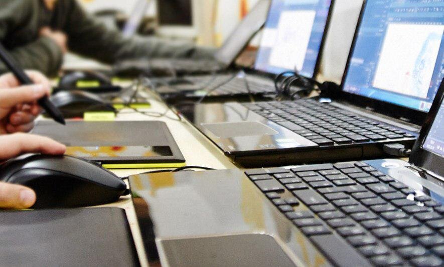 По Москве десятки офисов от куда идет прозвон по базе телефонных номеров...