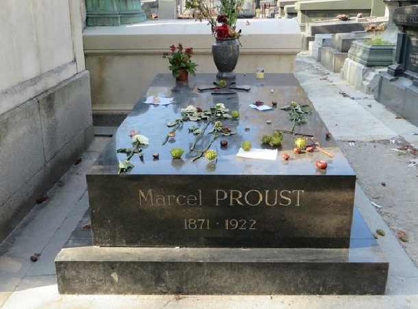 Прогулка по знаменитому и очень атмосферному кладбищу Пер-Лашез в Париже