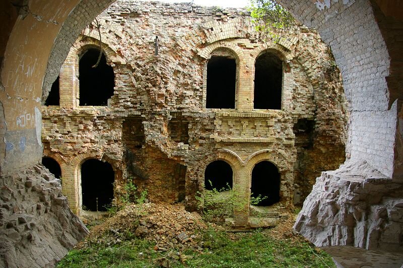 Таракановский форт