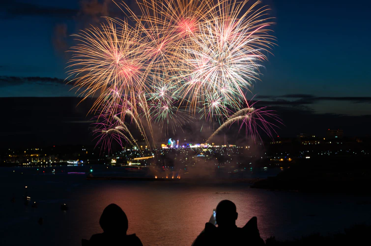 https://unsplash.com/photos/NxZzwsH0PHg