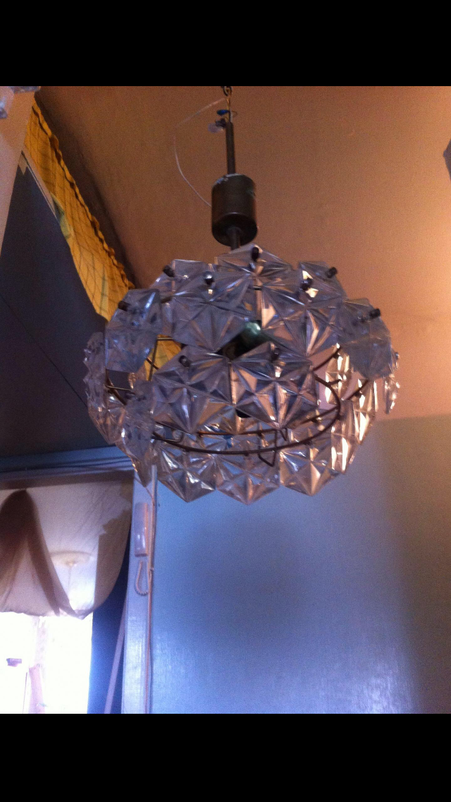 вот эта парная люстра на Авито